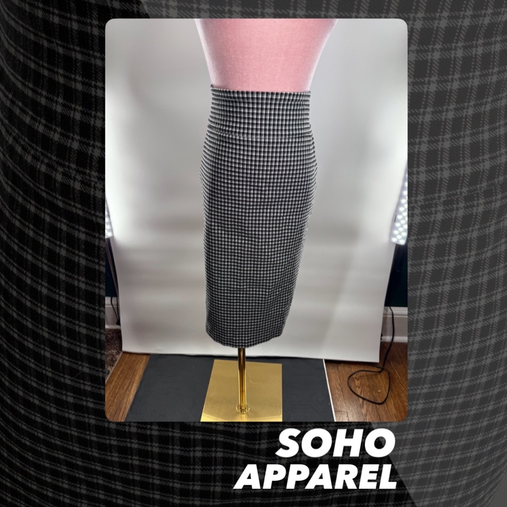 EUC Soho Apparel Checked Pencil Skirt